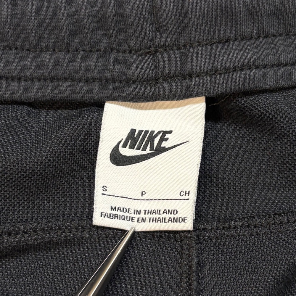 Nike Mens Tech Fleece Joggers Black Tapered Sweatpants Small CU4495-010 - Picture 3 of 12